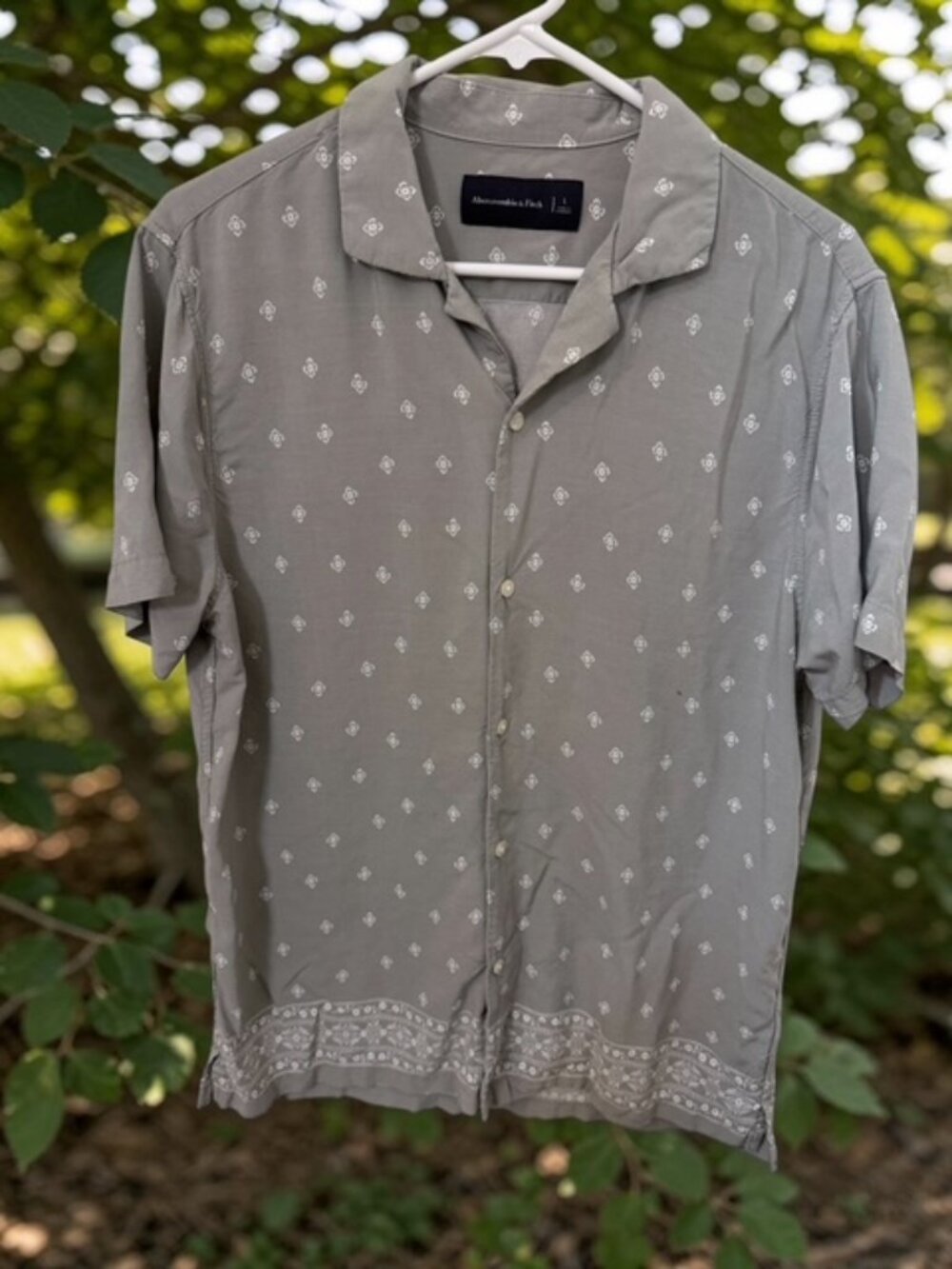 Abercrombie Men's Green Floral Short Sleeve Camp Collar Shirt Size L